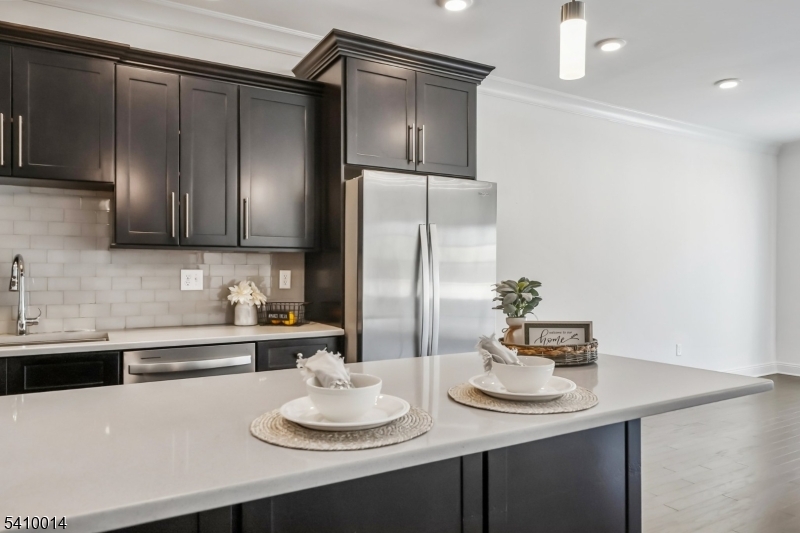 The Grove at Somerset TH - Residential