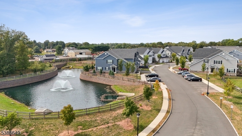 The Grove at Somerset TH - Residential