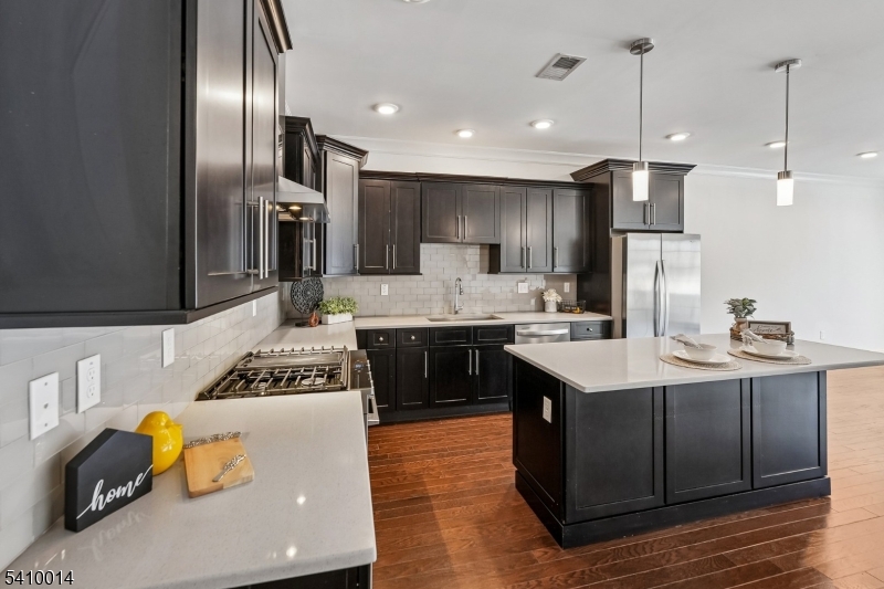 The Grove at Somerset TH - Residential