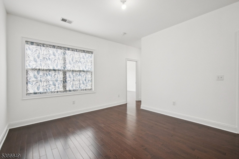 The Grove at Somerset TH - Residential