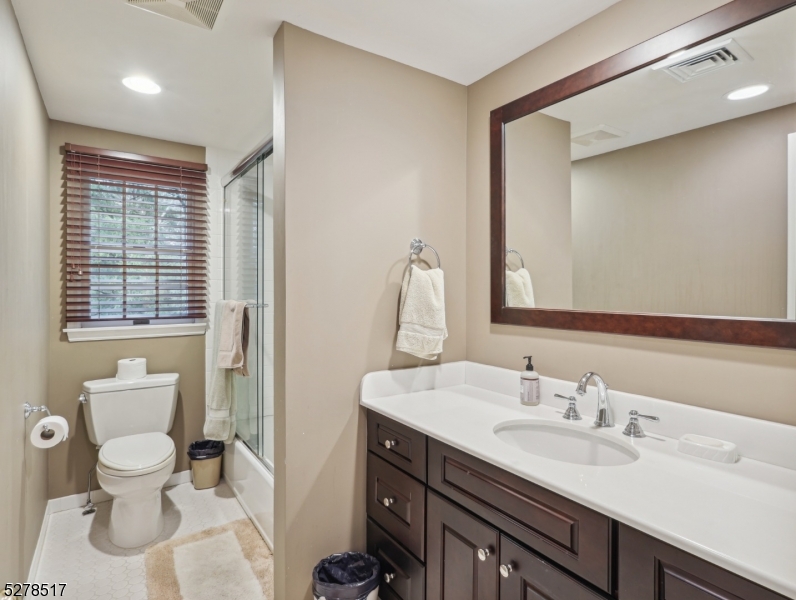 Poets/Hartshorn - Residential