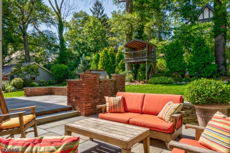 Roosevelt Estates - Residential