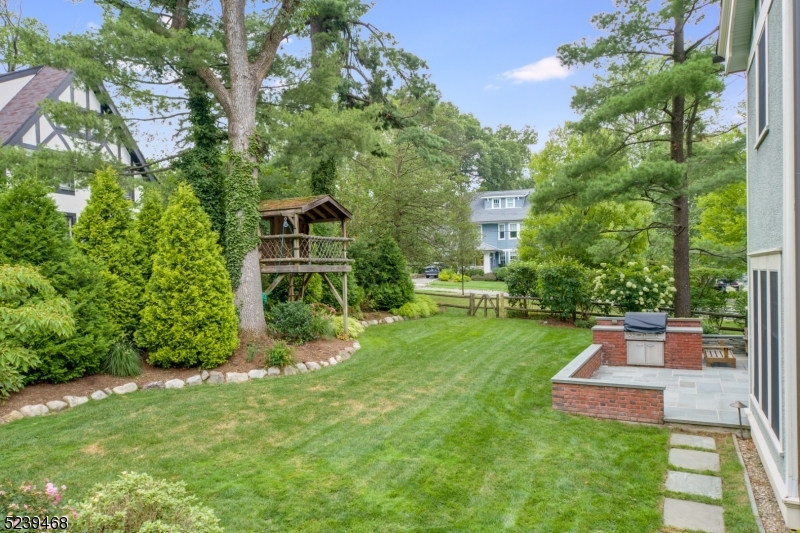 Roosevelt Estates - Residential