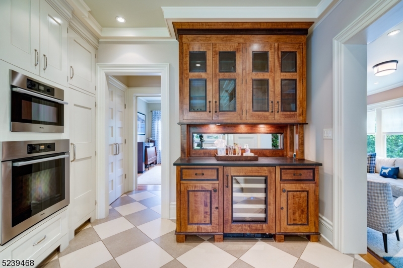 Roosevelt Estates - Residential