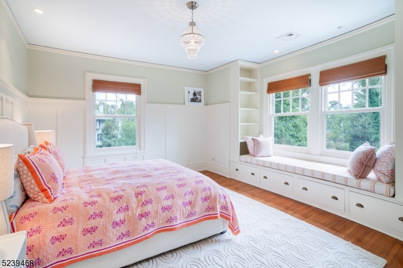 Roosevelt Estates - Residential