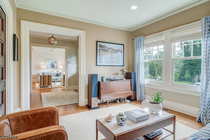 Roosevelt Estates - Residential