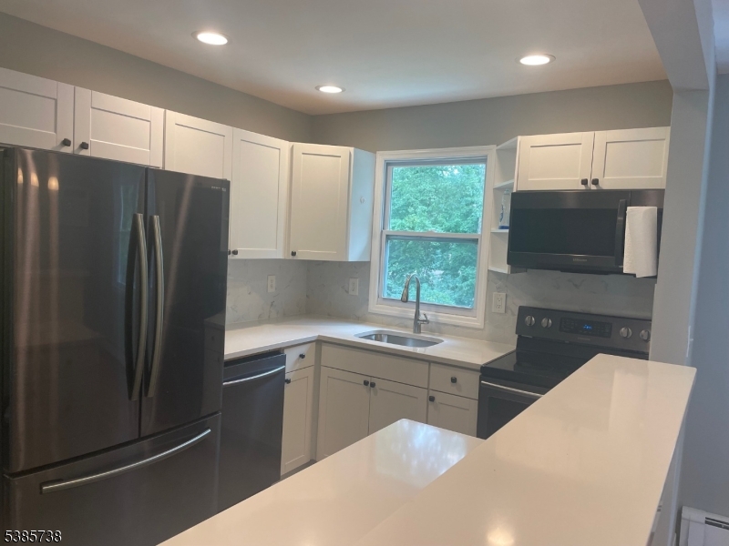 WHITE MEADOW LAKE - Residential