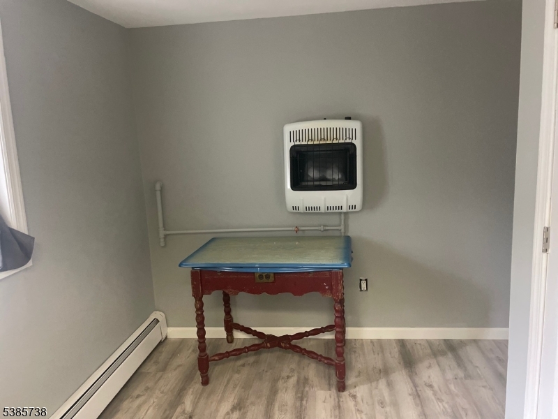 WHITE MEADOW LAKE - Residential