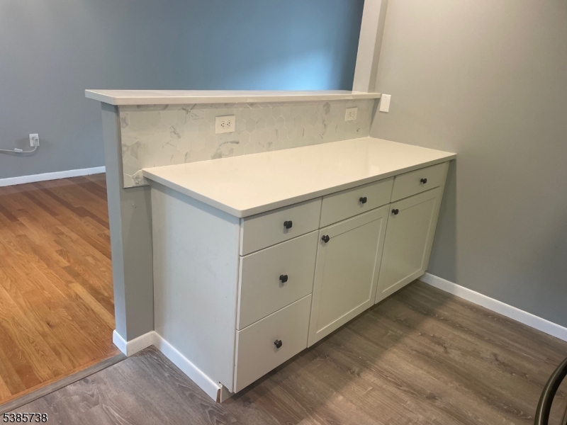 WHITE MEADOW LAKE - Residential