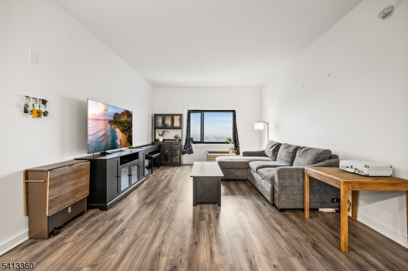 The Skyview - Residential