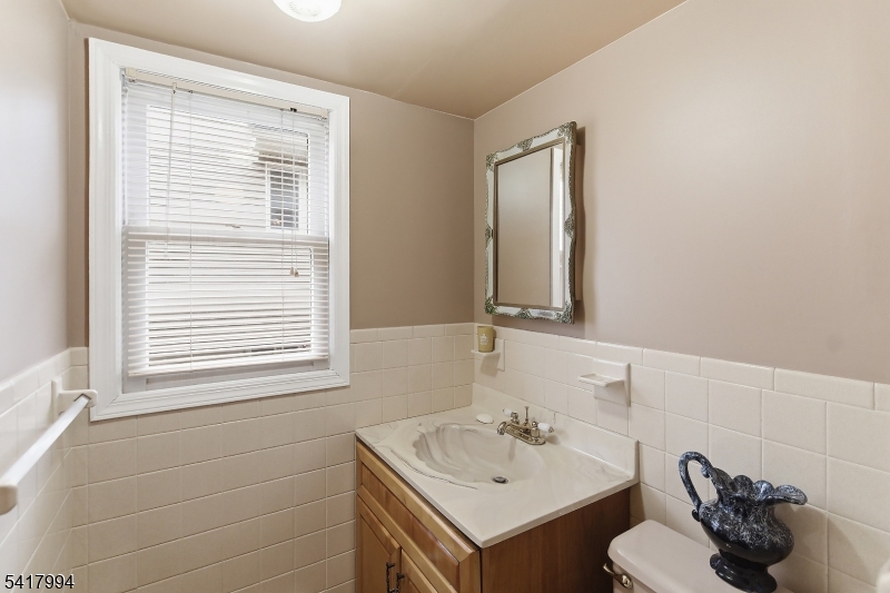 WALNUT/LIVINGSTON - Residential