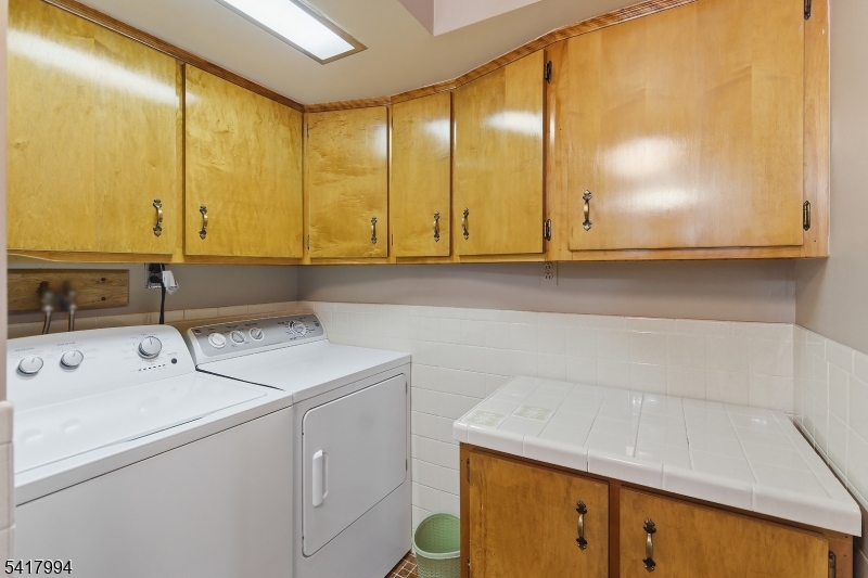 WALNUT/LIVINGSTON - Residential