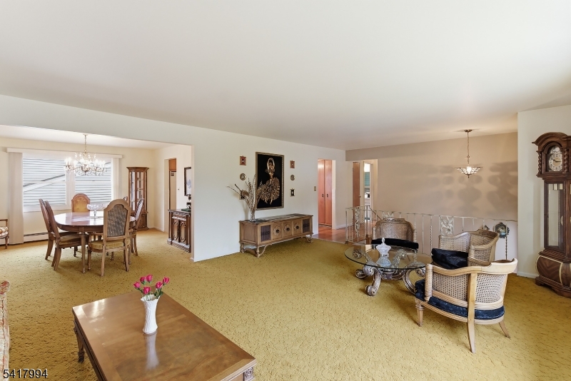 WALNUT/LIVINGSTON - Residential