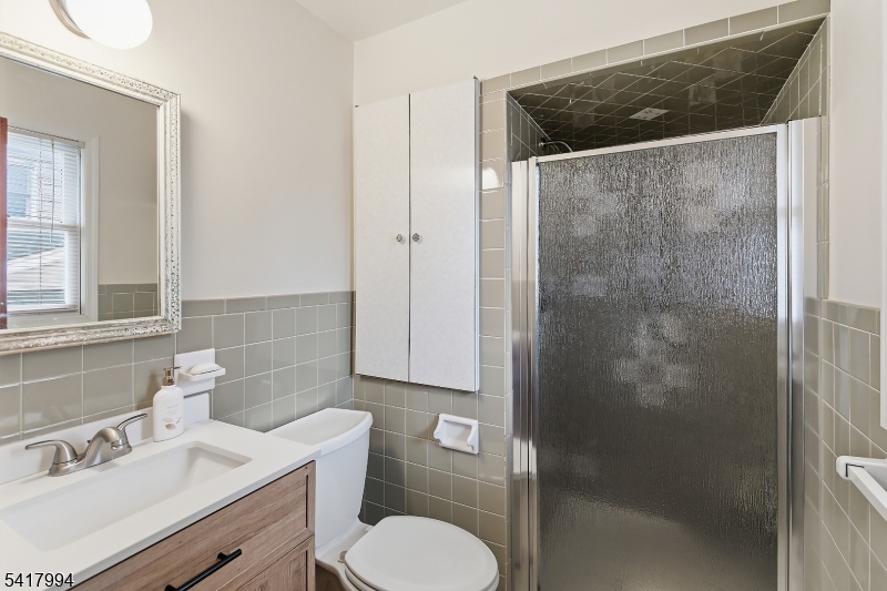 WALNUT/LIVINGSTON - Residential