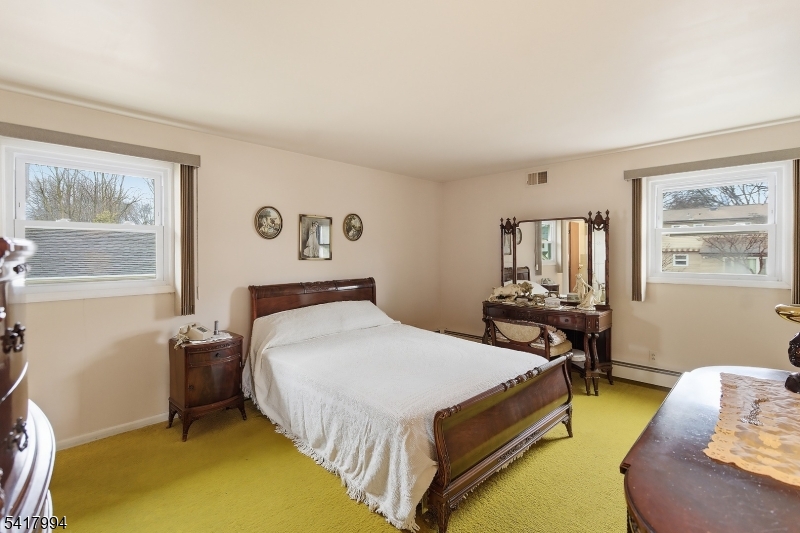 WALNUT/LIVINGSTON - Residential