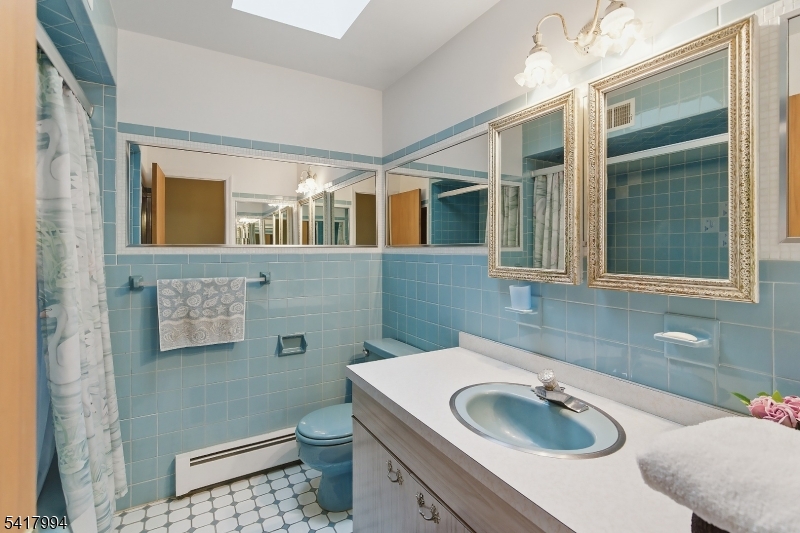 WALNUT/LIVINGSTON - Residential