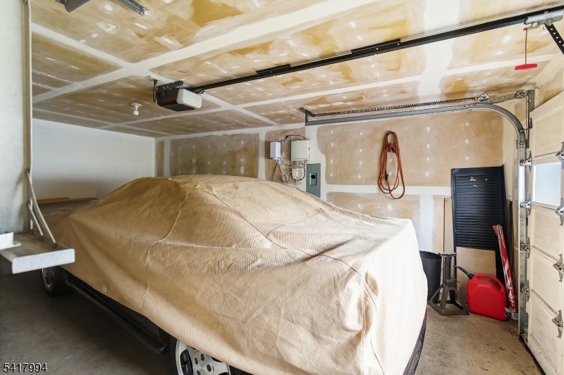 WALNUT/LIVINGSTON - Residential