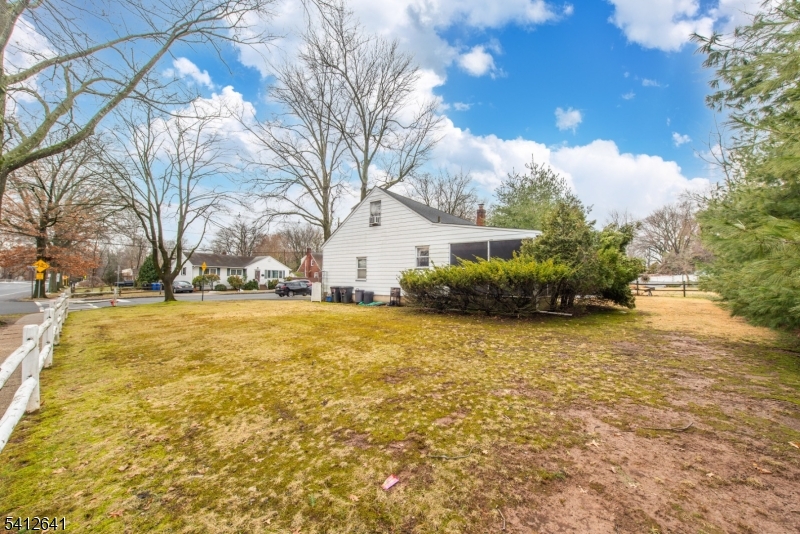 Milton Lakes - Residential