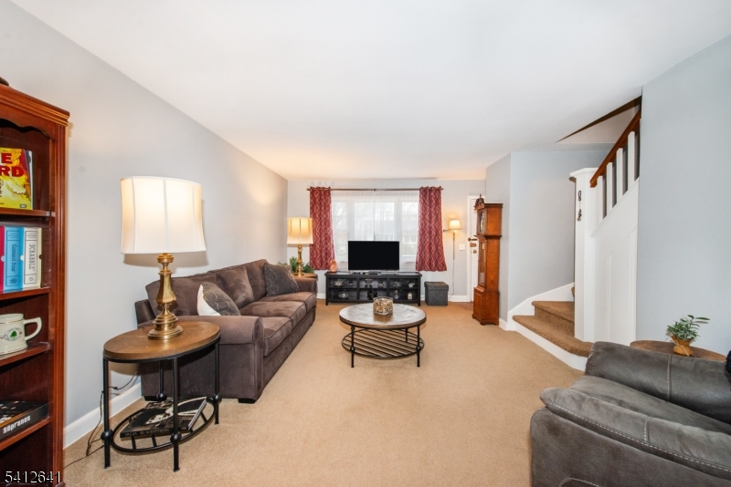 Milton Lakes - Residential