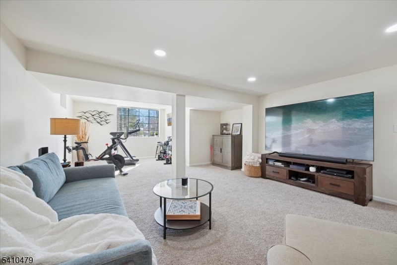 BUTTERWORTH - Residential