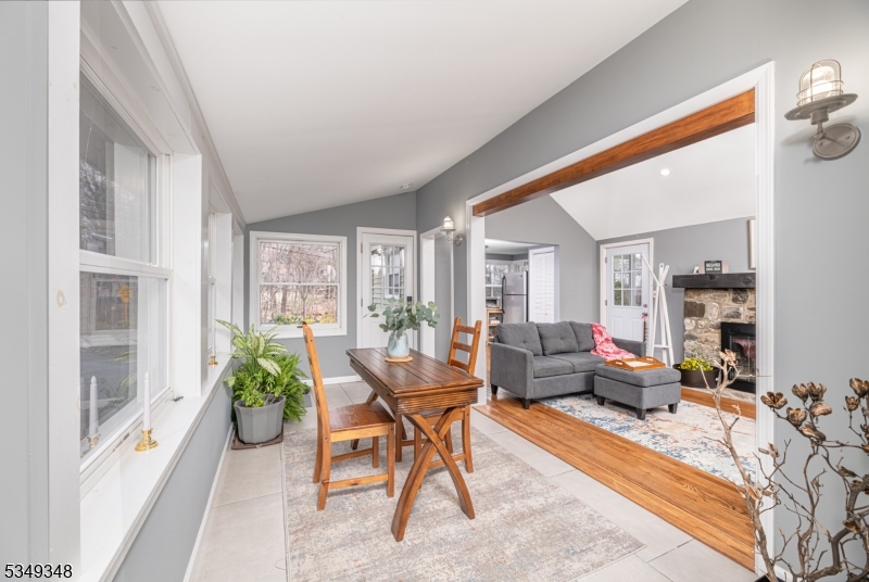 Vernon Twp., New Jersey 07422, United States, 2 Bedrooms Bedrooms, ,1 BathroomBathrooms,Residential,Pending,108040