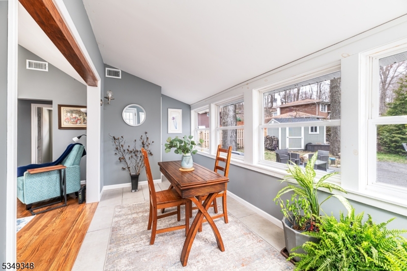 Vernon Twp., New Jersey 07422, United States, 2 Bedrooms Bedrooms, ,1 BathroomBathrooms,Residential,Pending,108040