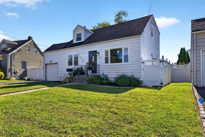 Photo 1 of 38 — 2514 Audrey Ter, Union Twp., NJ 07083