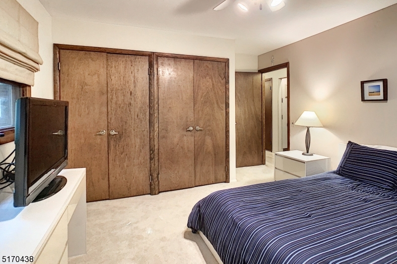 White Meadow Lake - Residential