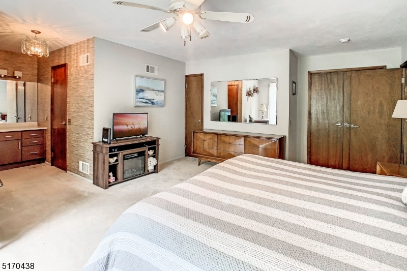 White Meadow Lake - Residential