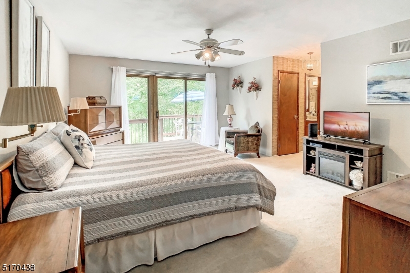 White Meadow Lake - Residential