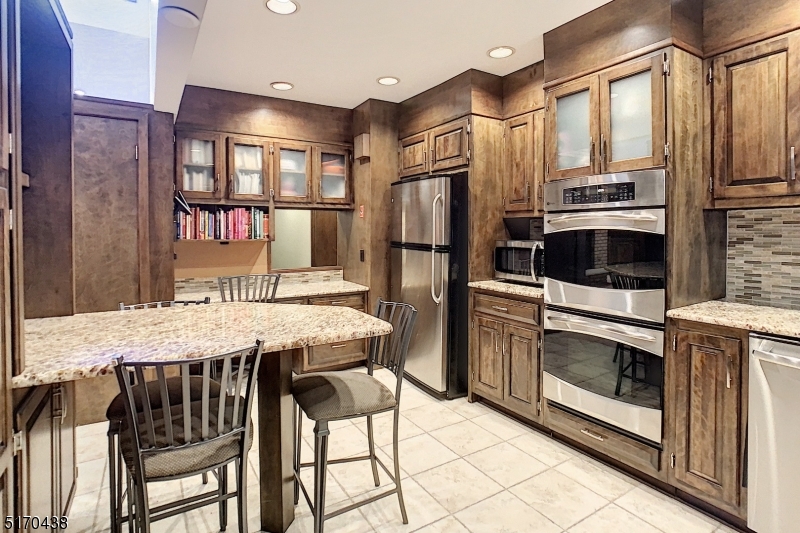 White Meadow Lake - Residential