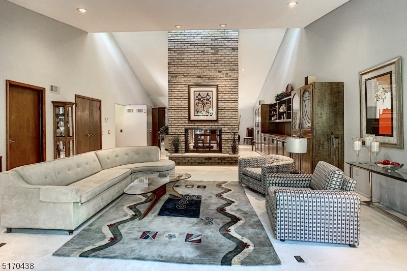 White Meadow Lake - Residential