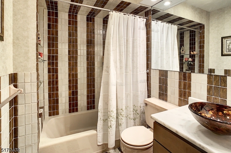 White Meadow Lake - Residential