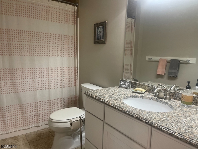 Rainbow Lakes - Residential Lease