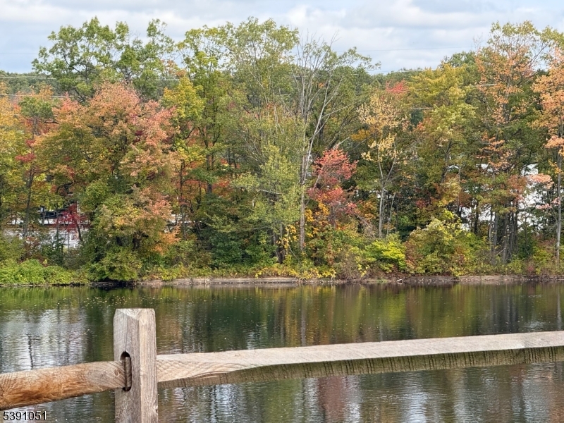 Rainbow Lakes - Residential Lease