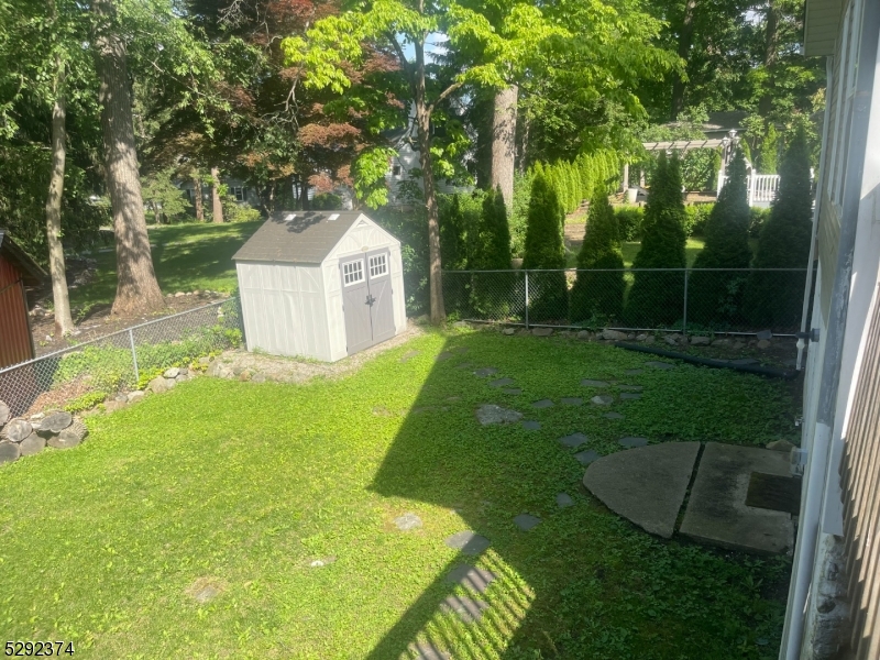 Rainbow Lakes - Residential Lease