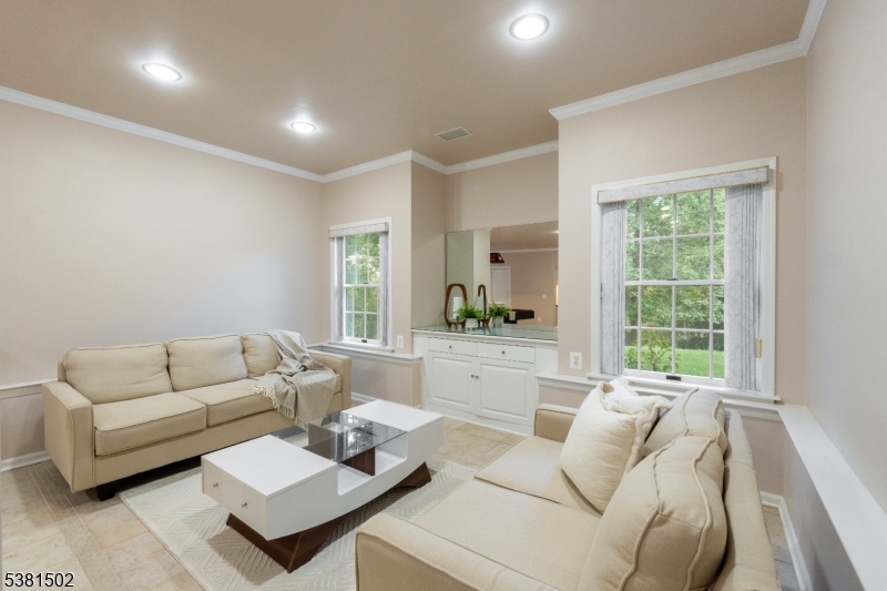 Beacon Crest - Residential