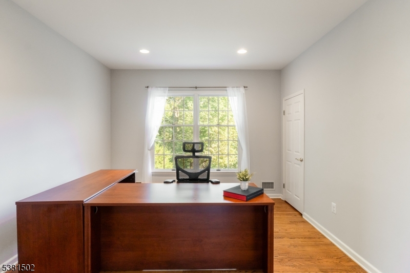 Beacon Crest - Residential