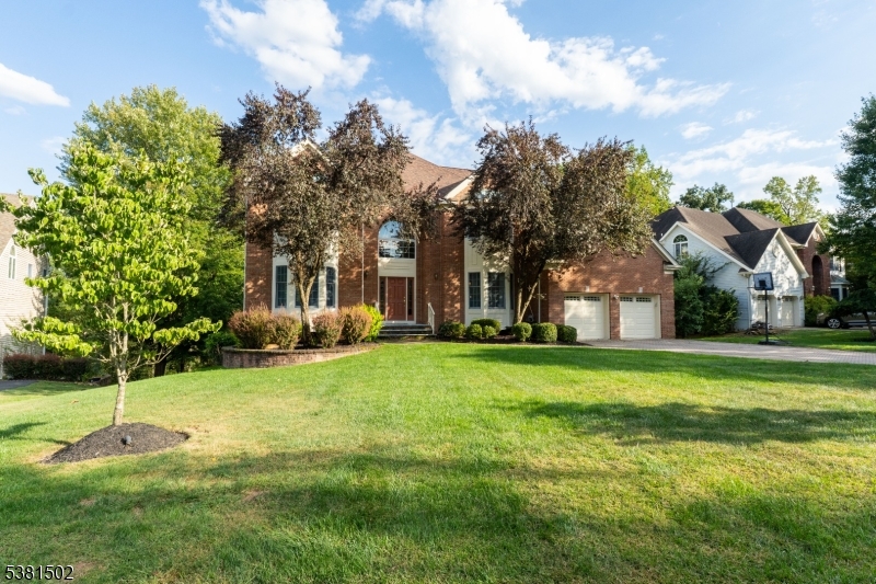 Beacon Crest - Residential