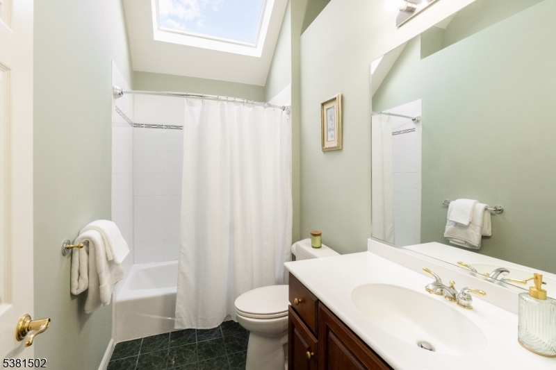 Beacon Crest - Residential