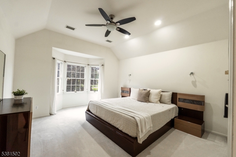 Beacon Crest - Residential