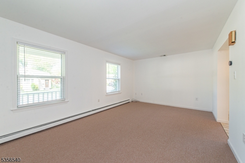 165 Hiawatha Blvd