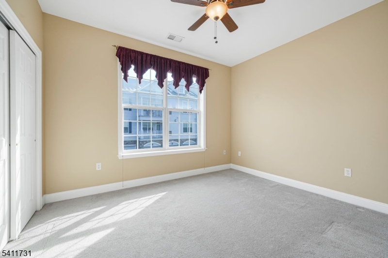 Four Seasons at Great Notch - Residential