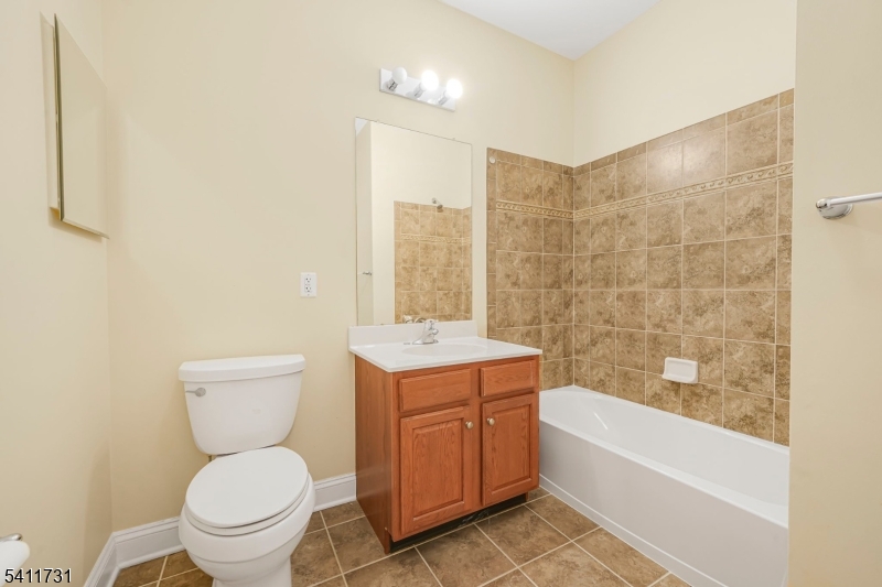 Four Seasons at Great Notch - Residential