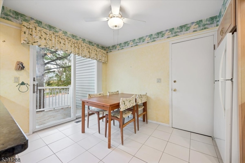 KNOLLCREST - Residential