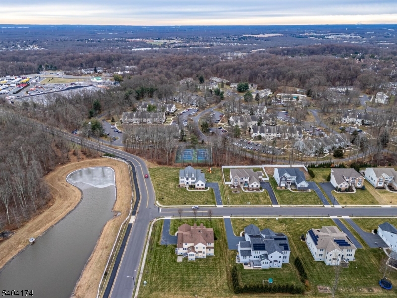 Point of Woods - Residential