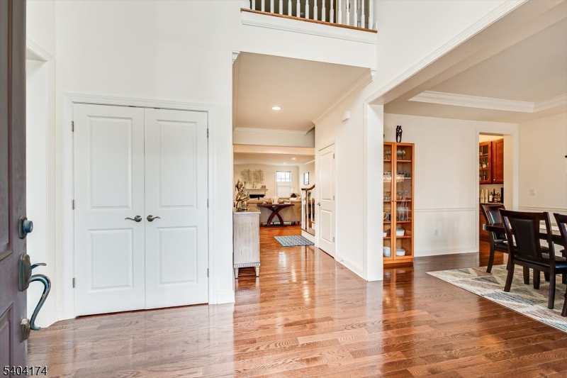 Point of Woods - Residential