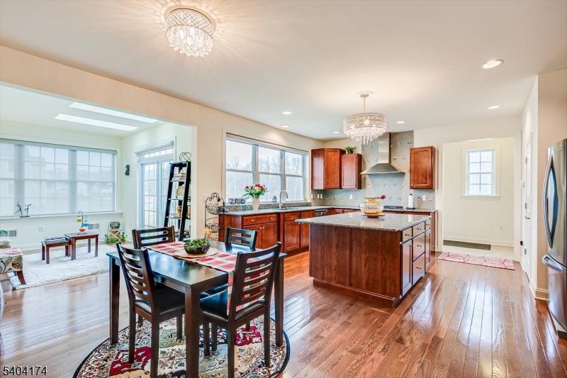 Point of Woods - Residential