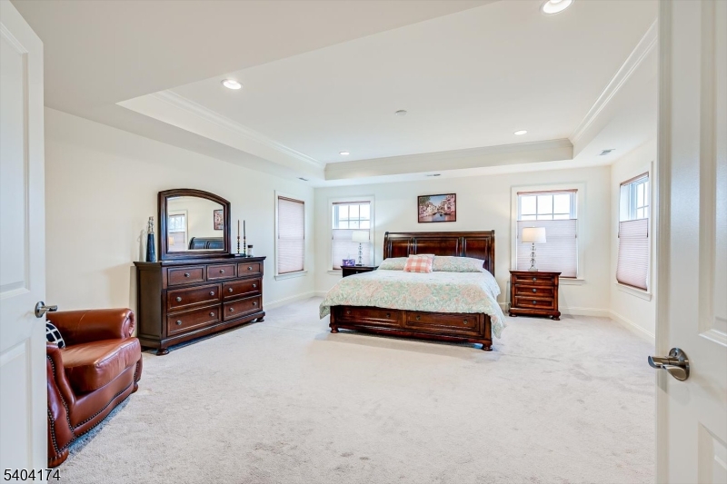 Point of Woods - Residential