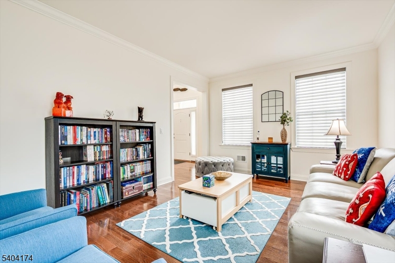 Point of Woods - Residential